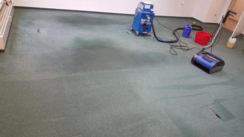 Fußboden Teppich Reinigungsarbeiten
